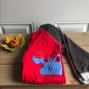 Carter’s 5T Footed Pajamas Red/Gray